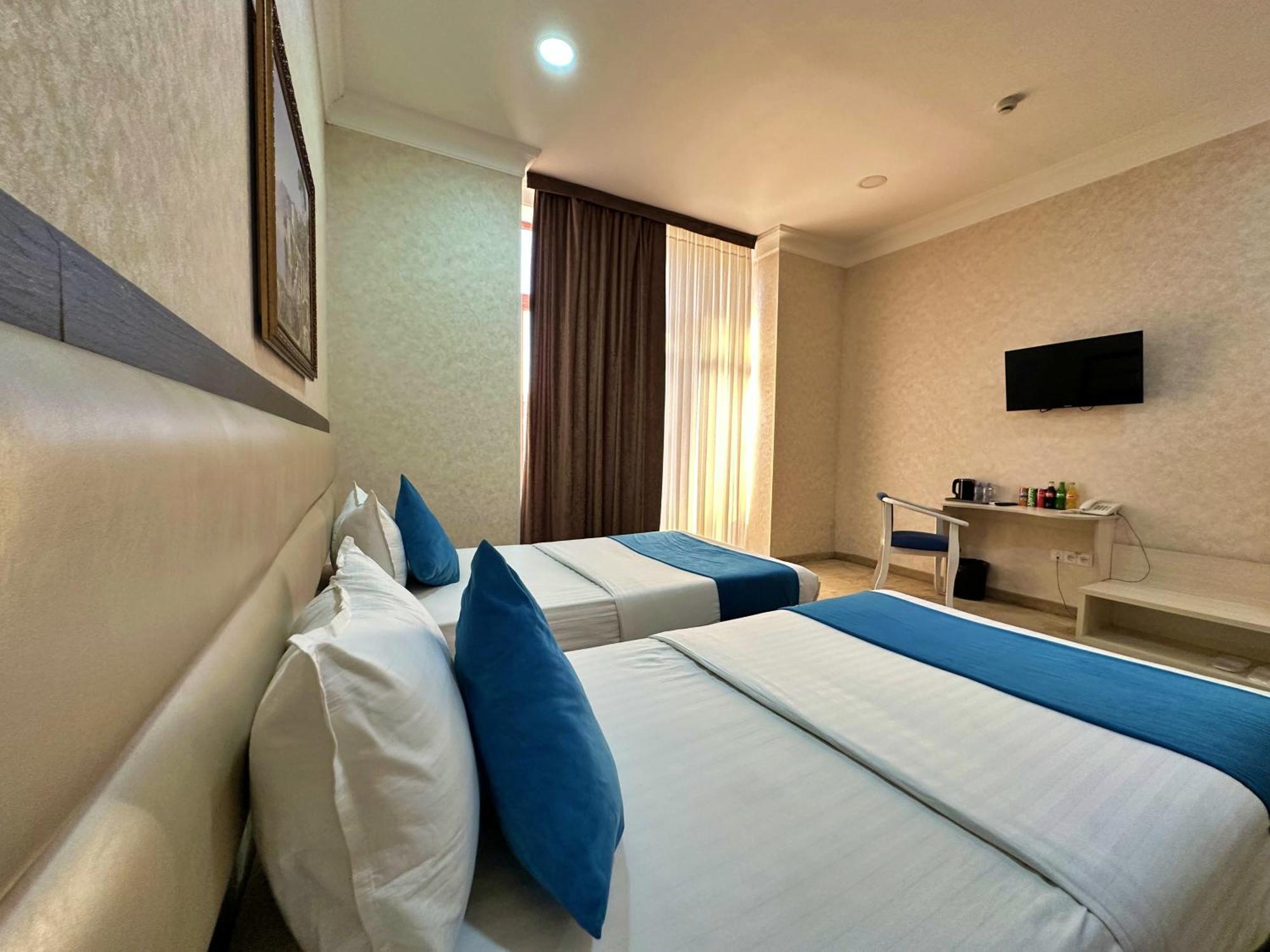 Hotel Globus Ташкент Экстерьер фото