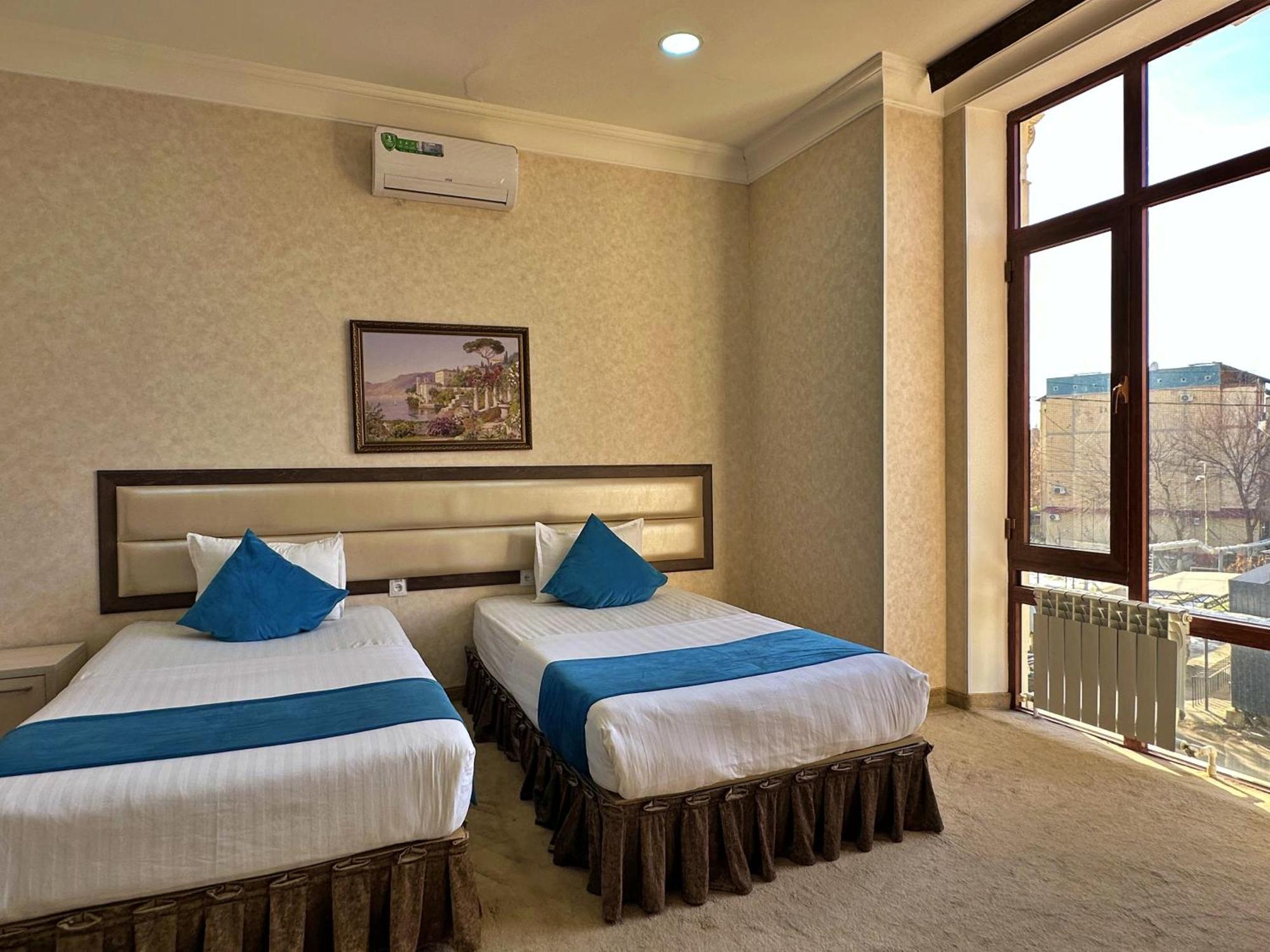 Hotel Globus Ташкент Экстерьер фото